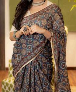 Saree classique en coton avec broderie à la main et détails Tussle pour dames et jeunes filles - Product Image 2