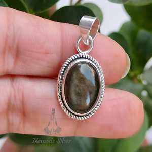Pendentif artisanal en argent sterling 925 avec obsidienne ovale dorée, bijou en argent sterling 925 fait main, cadeau pour elle - Product Image 1