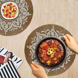 Perles de verre décoratives de Rangoli doré de forme circulaire de haute qualité Tapis de tapis de conception indienne fabriqués à la main Exportateur indien - Product Image 6