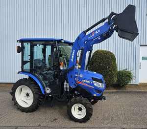 รถแทรกเตอร์ขนาดเล็ก TH5420 พร้อมชุดตักดินหน้าปรับระดับอัตโนมัติ เครื่องยนต์ดีเซล 40 แรงม้า ปั๊มมอเตอร์ ระบบส่งกำลัง HST 3 ระดับ ดิจิตอล - Product Image 1