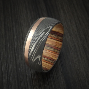 Bague pour homme en acier Damas forgé à la main, large alliance avec motif en bois superposé, bijoux artisanaux en gros - Product Image 4