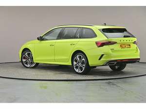 SKODA OCTAVIA 2022 TSI VRS BREAK DSG d'occasion LHD/RHD 2.0 - Product Image 2