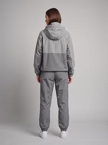 Ensemble coupe-vent gris brume, veste et pantalon de survêtement en nylon avec logo personnalisé OEM, fabricant unisexe - Product Image 2