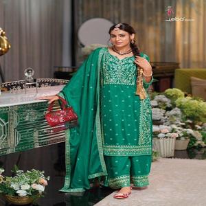 Dernière tenue de créateur Evergreen Attractive Chinon Salwar Suit & Dupatta avec broderie Fabricant de travaux de l'Inde à vendre - Product Image 1