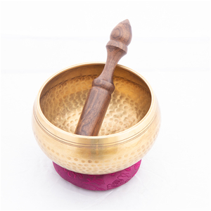 Cuenco de canto tibetano martillado a mano, utilizado para chakras curativas, mazo de madera y almohada de seda, compra al último precio - Product Image 4