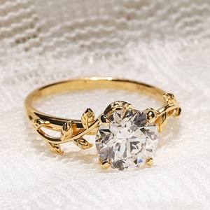 Bague de fiançailles solitaire blanche coupe ronde de 10mm | Bague en or design feuille pour femmes | Bijoux de mariée CZ Moissanite - Product Image 1