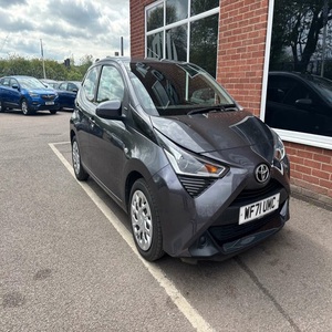 USADO LHD/RHD 2021 T O Y O T A AYGO 1,0, 1/2/2/2/1/2 - Product Image 1