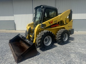2019 Wacker Neuson SW32 Skid Steer Loader Mini chargeur frontal usagé avec pompe hydraulique Moog et composants de base Moteur et roulement - Product Image 2