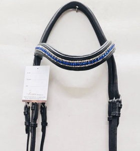 Rênes d'équitation durables en cuir noir avec logo personnalisé en gros, avec un design moderne, quincaillerie en acier inoxydable, rembourrage en cuir, équipement équestre - Product Image 1