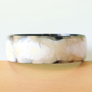 Bracelet en corne de buffle naturelle, article artisanal de qualité supérieure par des artisans indiens, boutons de manchette et bracelet en corne de buffle fabriqués en Inde - Product Image 4