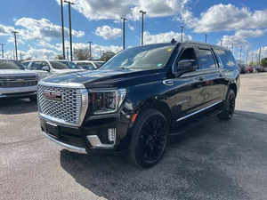 GMC Yukon XL 4x4 Denali 2022, SUV de 4 Puertas, Usado, Un Solo Propietario, Emisiones Euro III, Pantalla Táctil de Cuero, Navegación, Cámara Trasera, Head-up Display - Product Image 3