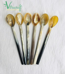 Cuillère en corne faite à la main, cuillère en corne à long manche. Cuillères de l'artisanat vietnamien, ustensiles de cuisine exquis en corne de buffle faits à la main du Vietnam - Product Image 6