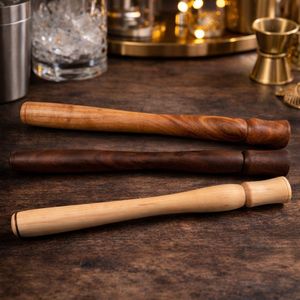 Muddler à cocktail en bois de nouvelle conception, tête texturée, outil de bar ergonomique pour un broyage puissant des herbes, des agrumes et des boissons artisanales - Product Image 5