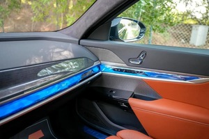 NUEVO BMW Serie 7 740i M Sport 2026 - Motor 4.4L - Combustible Gasolina - 585hp Euro6 - TRANSMISIÓN AUTOMÁTICA - Volante a la Izquierda - Product Image 5