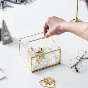 Boîte de rangement pour bijoux en verre décoratif, fabriquée en laiton et verre de haute qualité, aspect brillant, pour la maison et la décoration de rangement de bijoux - Product Image 5