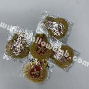 Insigne béret en fil métallique de Singapour de qualité supérieure insigne Logo personnalisé brodé à coudre uniformes de haute qualité en taille personnalisée - Product Image 4
