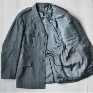 Vintage 70-Jahre-Anzug Mantel, Wollmilitär-Wintermantel, 80-Jahre-Retro-Midi-Trenchcoat  Herren wollgrau Militärmantel
