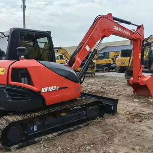 Mini-excavatrice KX183 de 6 tonnes avec moteur de 47,8 kW et godet d'une capacité de 0,4 m³ - Product Image 1