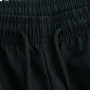 Short de basket-ball de sport grande taille en polyester de haute qualité pour hommes logo personnalisé avec motif uni écologique - Product Image 4