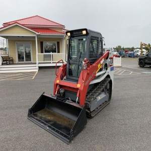 Used Quality Skid Steer TAKEUCHI TL8R2 Skid Steer Loader Ready To Ship <b>World</b> Wide Delivery Skid Steer Loader <b>For</b> <b>Sale</b> - Product Image 1