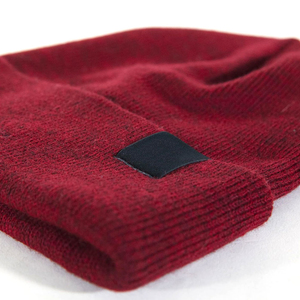 Gorro de Punto de Invierno de Color Sólido al por Mayor para Mujer, Talla Personalizable, Cálido, a la Moda, con Logotipo Bordado de Escenas de Playa - Product Image 3