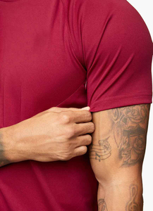 Camiseta de Manga Corta para Hombre, Color Rojo Sólido, Cuello Redondo, Corte Ajustado, Secado Rápido, Tejido de Punto Jersey, 100% Poliéster - Product Image 4