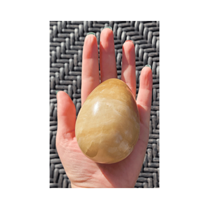 Venta al por mayor de cristal curativo natural de huevo de calcita amarilla para la decoración del hogar Equilibrio energético del fabricante de piedras preciosas de confianza - Product Image 2
