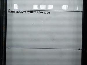 Carreaux en grès cérame vitrifié glacé PGVT, aspect marbre, disponibles en tailles 600x600 mm et 600x1200 mm, certifiés ISO, carreaux GVT - Product Image 5