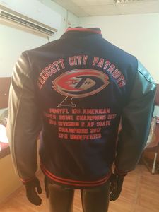 Venta al por mayor de ropa para hombre Casual impermeable liso a prueba de viento chaqueta de Softshell barato suave lana negro rojo OEM bolsillos Spandex - Product Image 5