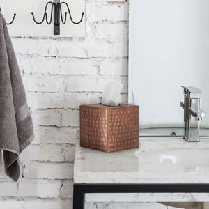 Caja de acero inoxidable para almacenamiento de pañuelos de Hotel niquelada con tapa OEM ODM caja dispensadora de pañuelos de Metal personalizada a la venta - Product Image 6