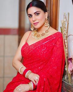 Indian Ethnic Outfit Wedding Party Wear Georgette <b>Red</b> Saree With Sequence Embroidery Work & Lace Export Quality Supplier India - Product Image 2