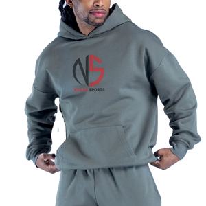 ชุดวอร์มผู้ชาย เสื้อฮู้ดลายกราฟิกป่าแบบกำหนดเองขายดี และกางเกงจ็อกเกอร์ทรงตรง ผ้าคอตตอนหนานุ่ม ชุดออกกำลังกายผู้ชาย ที่นูรัก - Product Image 1