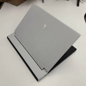 Offre spéciale 100% nouvelle : Ordinateur portable de jeu Dell Alienware X14, processeur Core i7 12700H, 32 Go de RAM, SSD 1 To, RTX 3060, testé - Product Image 4