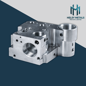 Bloc en alliage d'aluminium personnalisé avec des alésages de précision et fraisage VMC multi-axes pour les machines industrielles et l'automatisation - Product Image 1