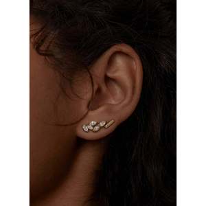 ต่างหูเพชรทรงมาร์คีส์สามเม็ด - Product Image 6