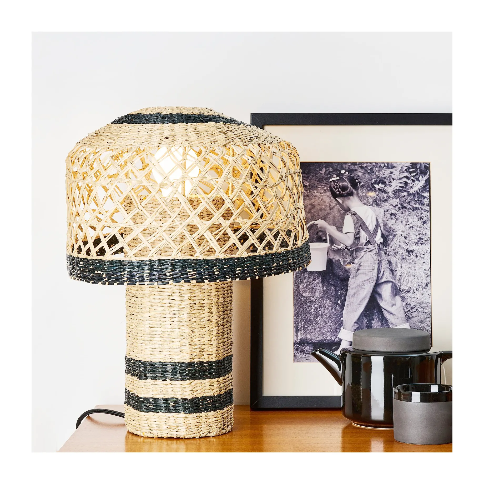 Natural seagrass handmade table lamp eco friendly straw lamps with crystal led light bub provided