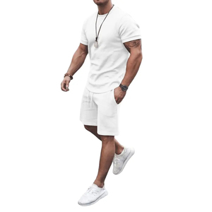 Vente en gros de vêtements d'été de qualité supérieure nouveauté ensembles pour hommes t-shirt à manches courtes et short de couleur unie vêtements pour hommes ensembles pour hommes - Product Image 5