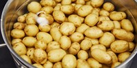 Fabrieksdirecte levering verse aardappelen prijs per ton (Solanum Tuberosum) te koop