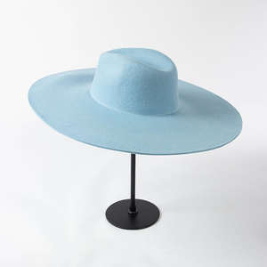 Sombreros Fedora de Gamuza Elegantes para Hombre y Mujer, Múltiples Opciones de Color, Diseño Cómodo y Moderno - Product Image 1