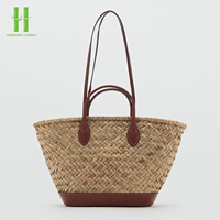 Panier de rangement en jonc marin pour la maison Décorations de Noël Cadeaux Paniers à linge en osier Boîte de rangement