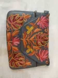 Sac à main de créateur brodé avec travail de pierres, imitation perle, papillon vintage, ensemble complet, chaîne à maillons, sac à breloques - Product Image 6