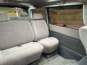 Toyota Hiace 2000 SUPER LIMPIA, 4x4, Transmisión Manual, Volante a la Izquierda y Derecha - Product Image 4