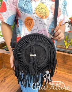 แฟชั่นใหม่กระเป๋าสะพายไหล่หนังนิ่มทรงกลมกระเป๋าสะพายข้างสไตล์โบฮีเมียนสำหรับผู้หญิงกระเป๋าสะพายข้างสไตล์คาวเกิร์ลของขวัญสำหรับเธอ - Product Image 1