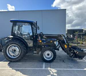 Tractor de Ruedas 4x4 de 75HP con Caja de Cambios Automática y Motor para Uso Agrícola, Transmisión por Engranajes, Aire Acondicionado - Product Image 1