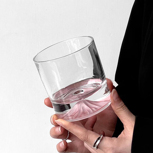 Creative 3D Pink Snow Mountain Heavy Base Fuji Mount Patrón Whisky Glass Brandy <span class=keywords><strong>Gin</strong></span> Whisky Glass - Product Image 5