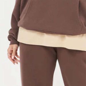 Vente en gros Sweats à capuche épais en polaire pour femmes Sweats à capuche surdimensionnés imprimés noirs pour femmes - Product Image 6