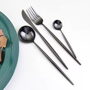Juego de cubiertos moderno y elegante de acero inoxidable para uso doméstico y en restaurantes, con acabado espejado. - Product Image 6