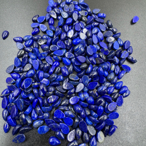 หินไพฑูรย์ธรรมชาติขนาด8x12มม. ทรงลูกแพร์เรียบอัญมณีสำหรับทำเครื่องประดับอัญมณีสีฟ้าขายส่ง - Product Image 1