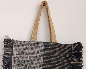 2025 Boho Vintage yute bolso de mano para mujer respetuoso con el medio ambiente estilo abierto hermosas borlas indias tendencia bolsos de mensajero de moda - Product Image 4