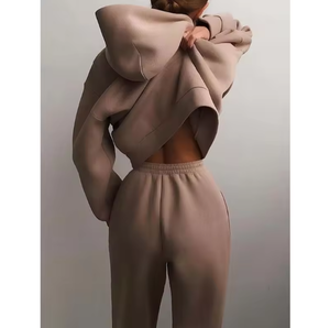 Ensemble 2 pièces de qualité supérieure pour femmes Survêtement de sport 100% coton avec impression de logo personnalisé pour femmes - Product Image 5